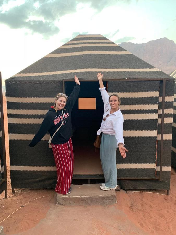 Desert Moon Camp Wadi Rum Eksteriør billede