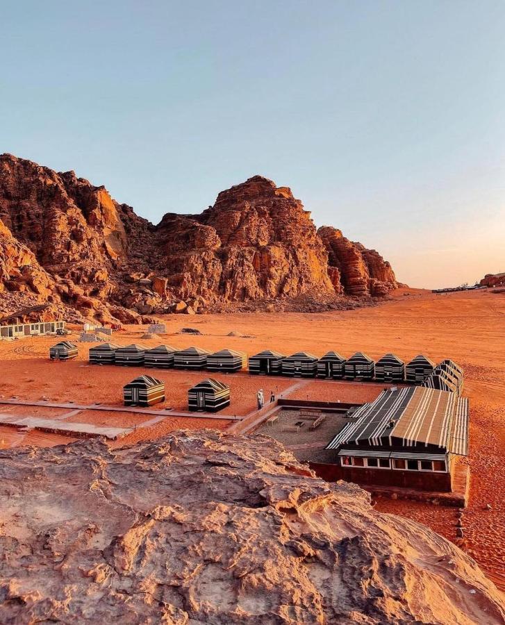 Desert Moon Camp Wadi Rum Eksteriør billede