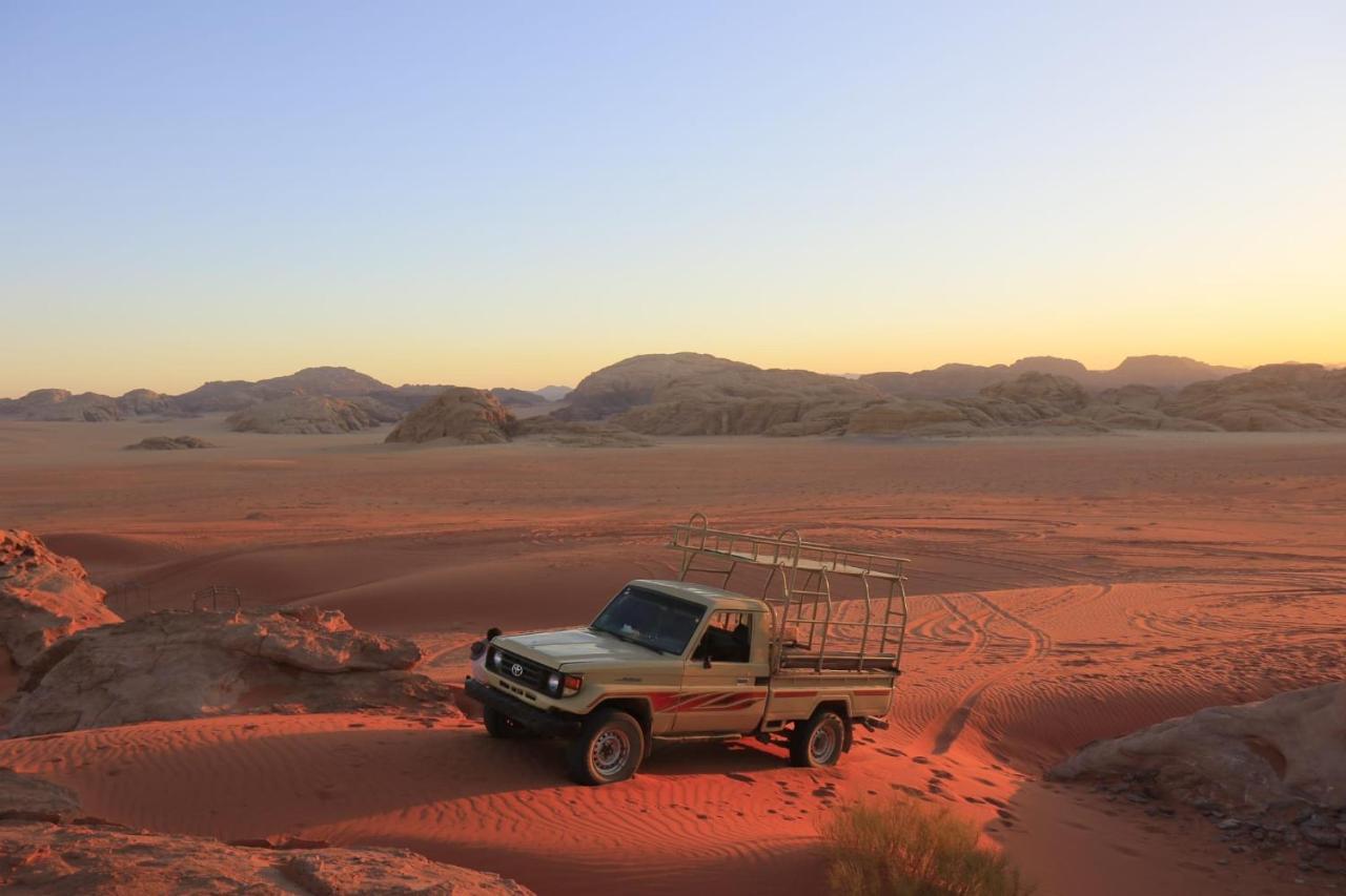 Desert Moon Camp Wadi Rum Eksteriør billede