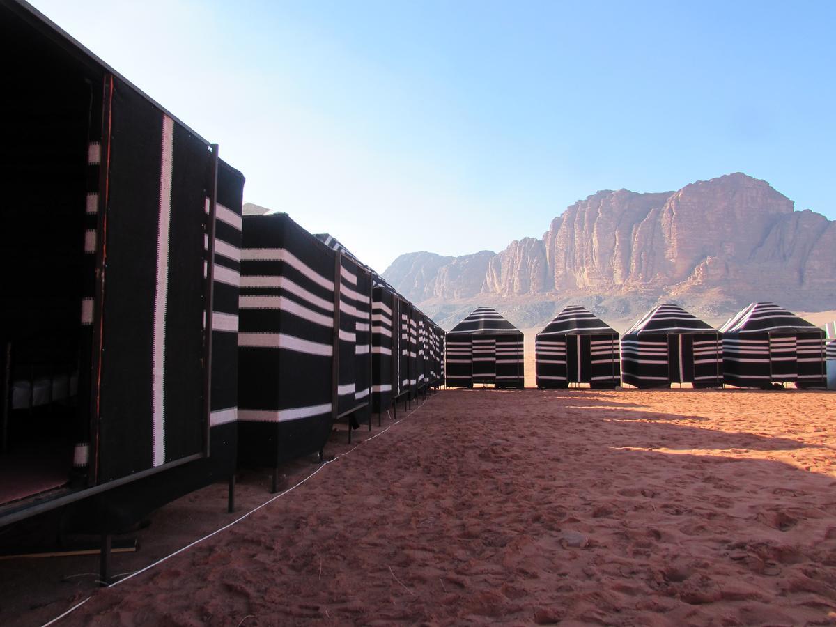 Desert Moon Camp Wadi Rum Eksteriør billede